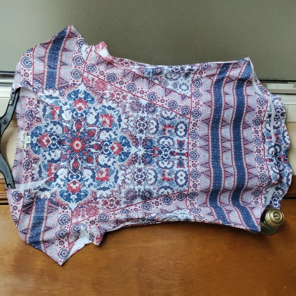 💥5/$10💥 💐Bohemian Print Women's Top